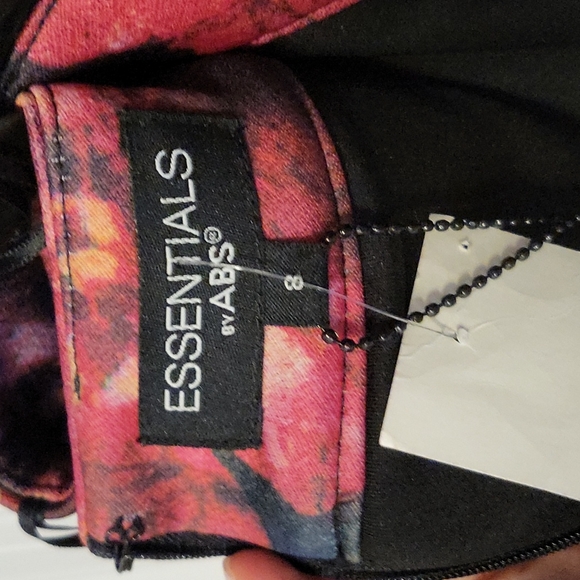 Dress - Picture 4 of 5